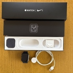 Apple Watch 4 44mm GPSモデル本体+充電ケー...