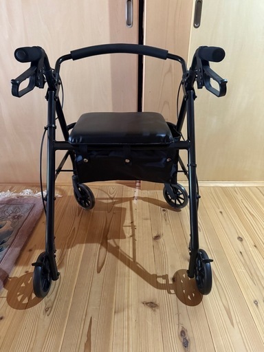 歩行器　高齢者用