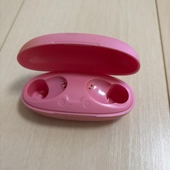 ワイヤレスイヤホン　充電器