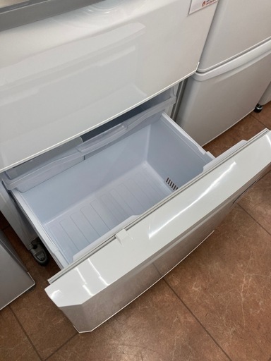 ?MITSUBISHI 三菱?370L冷蔵庫?MR-C37A-W?大容量?ホワイト?自動製氷?省スペース?6219