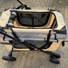 Pandaloli ペットカート 犬 バギー ベビーカー:中型犬 小型犬 猫 多頭 カート 4輪 軽量コンパクト 耐荷重25Kg 前輪360°回転 後輪ブレーキ付き 飛び出し防止リード2本付き 折りたたみ 組み立て簡単 ベージュ色の画像