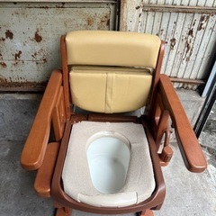 介護用トイレ椅子の画像