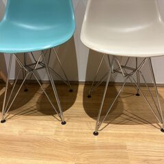イームズチェア風 1脚2,500円 / 5脚セット11,000円 リプロダクト品の画像