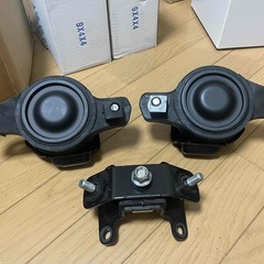86 ZN6後期 純正エンジンマウント、デフマウント