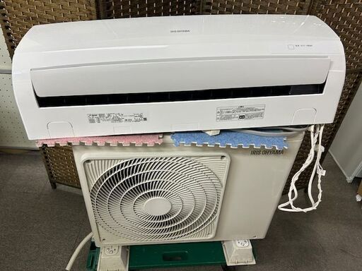 美品　2020年製　アイリスオーヤマ　ルームエアコン　IRR-2221C■６畳程度