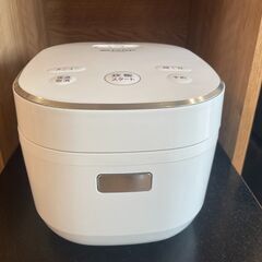 【６ケ月間保証付】3合マイコン炊飯ジャー　SHARP【ﾄﾚﾌｧｸ...