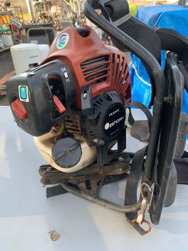 ゼノア　背負い式草刈機