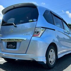 コミコミ🚘車検2年付！ドラレコ前後あり！ナビ！TV！バックカメラ！ETC！点検整備付き！フリードハイブリッド！！の画像