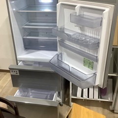 AQUA   ３ドア冷蔵庫　AQR-27G   2018年製　入荷致しました！の画像
