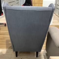1人掛けソファー　IKEA   オットマン付き　STRANDMON   グレー　入荷致しました！の画像