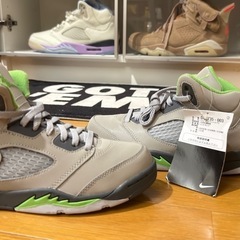 Nike Air Jordan　5レトロ ジュニア 21cm 新品 の画像