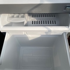 AQUA アクア 2ドア ノンフロン冷凍冷蔵庫 126L AQR-13J 2020年製の画像