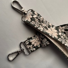 インド刺繍ストラップ③の画像