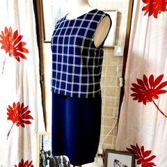 TAKA-Q(タカキュー) 絶妙な軽やかさとシルエットの綺麗感。オフィスカジュアルにぴったりなワンピース、いかがでしょうか？の画像