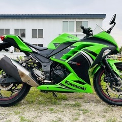 北海道　カワサキ　ニンジャ250 人気のライムグリーン入荷！外装...