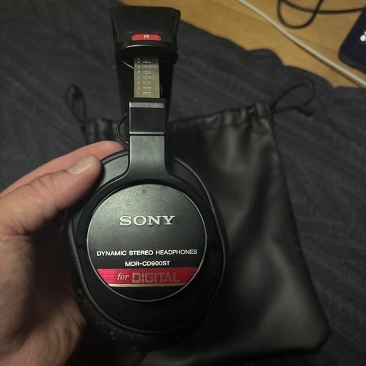 ヘッドフォン SONY MDR-CD900ST