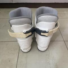 スキー靴の画像