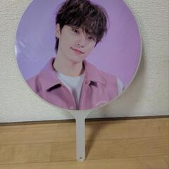 セブチ　SEVENTEEN　セブンティーン　うちわ　ディノ