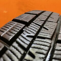 YOKOHAMA ice GUARD iG60 185/60R15 15インチ スタッドレス 2本 23年製 バリ溝 ヤリス ヴィッツ フィット グレイス インサイト等　(KTF299)の画像