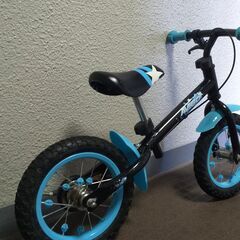 【取引完了】AVIGO(トイザらス)★12インチ・３歳児以上●キックバイク/キッズ・トレーニングバイクの画像