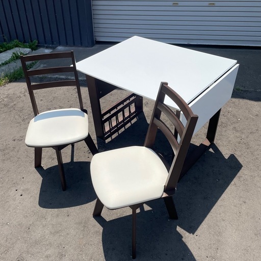 ニトリ　伸長式ダイニングテーブル　椅子　3点セット　テーブル　チェア