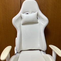 ゲーミングチェア 白 【7/13~15 引取限定】