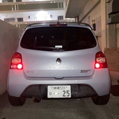 ルノー　トゥインゴRSの画像
