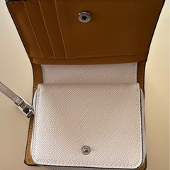 ポルトガルPerfoisのバイカラー財布の画像