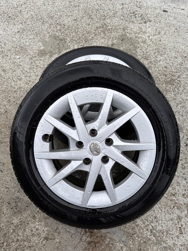 トヨタ プリウスアルファ 純正 16インチ 6.5 5H114.3 +39 ホイール　タイヤ無し