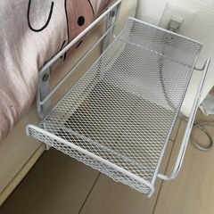 ベッドサイド収納ラック