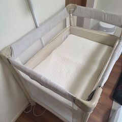 【下段未使用】アップリカ ココネルエア プラスーAB ホワイトベージュ