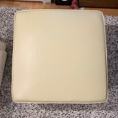 ✳️お届けご相談✳️ソファ《オットマン》クラスティーナ🇮🇹ウルティマ　 ソファ《クリーム色》の画像