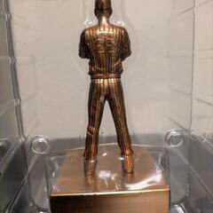 　阪神タイガース　藤川監督のフィギュアの画像