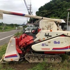 農業用コンバイン ヤンマー Ec6の画像