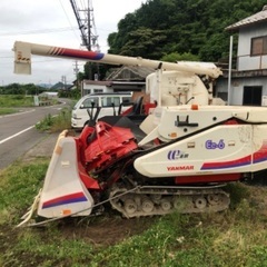 農業用コンバイン ヤンマー Ec6の画像