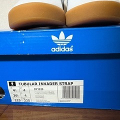  adidas originals TUBULAR INVADER STRAP スニーカー シューズ ハイカッの画像