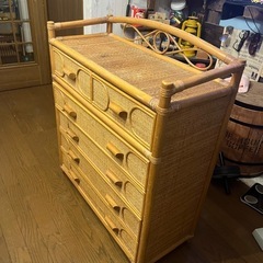 籐タンスの画像