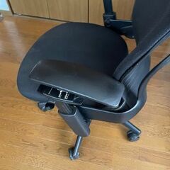 Steelcase　リープチェア TB117