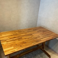 IKEA イケア　ナッカンネース 　ダイニングテーブル　アカシア 無垢 の画像