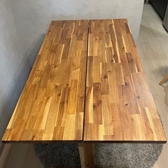 IKEA イケア　ナッカンネース 　ダイニングテーブル　アカシア 無垢 の画像