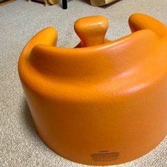 バンボ・Bumbo社のベビーソファ（美品）の画像