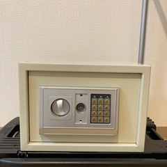 【テンキー使用不可】金庫 シリンダー使用可