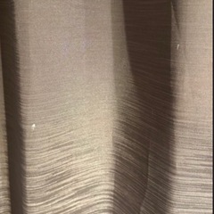 カーテンの画像