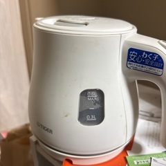 【お譲り先決まりました】電気ケトル　0.6L