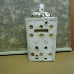 電源切替器? (昭和レトロ)の画像