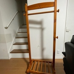 ハンガーラックの画像