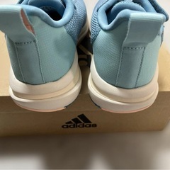 【決まりました】adidas スニーカーの画像