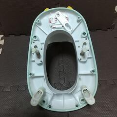 音が鳴るアンパンマン補助便座の画像