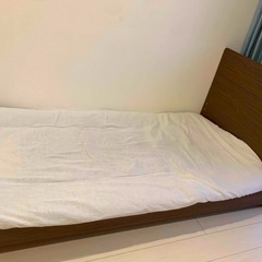 シングルベッド
