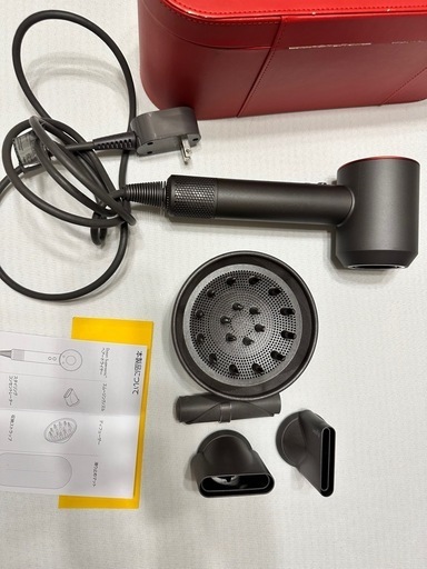 超美品Dyson Supersonic ヘアドライヤー ブラック/レッド